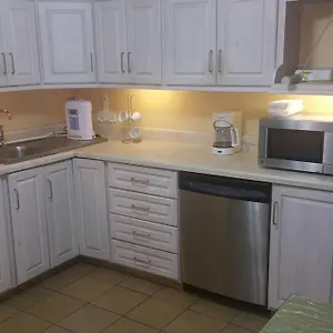  Apartment Flower Of Joy Wellness - Hillview Sanctuary Trinidad And Tobago
